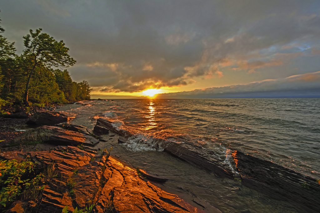 Lake Superior (ID 84457556 © Steven Prorak | Dreamstime.com)